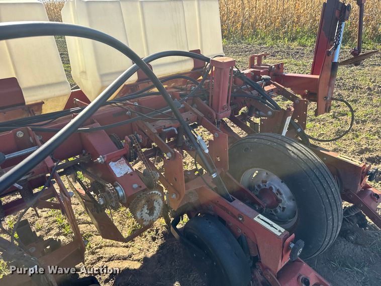 image for item EU6329 Case 955 Cycle Air planter