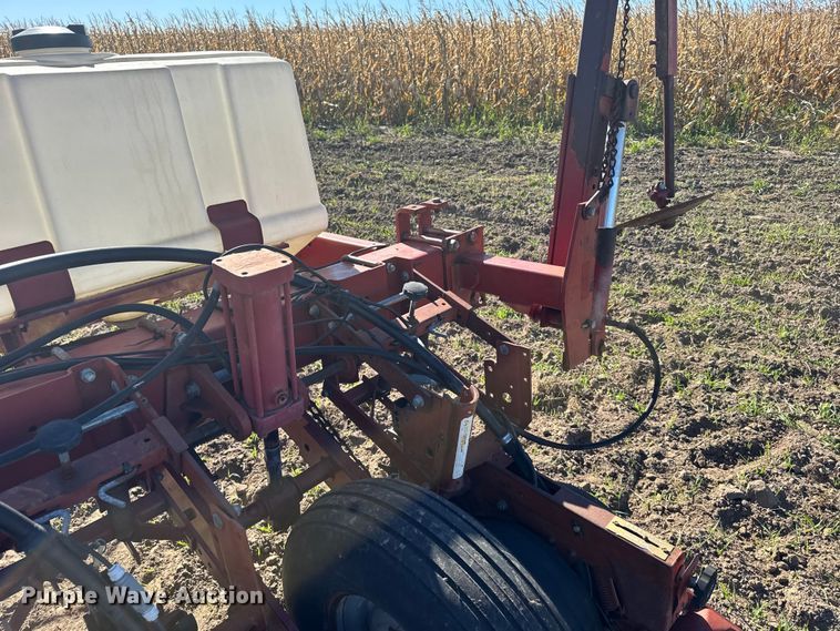 image for item EU6329 Case 955 Cycle Air planter