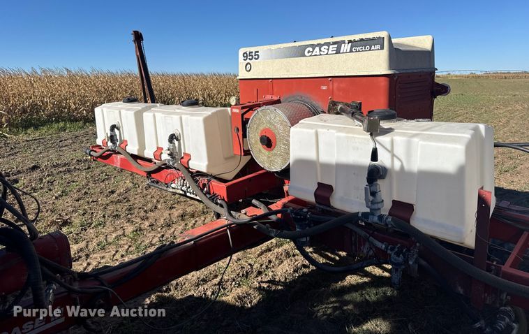 image for item EU6329 Case 955 Cycle Air planter