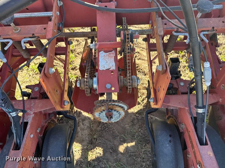 image for item EU6329 Case 955 Cycle Air planter