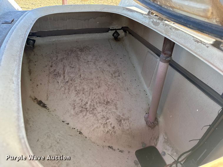 image for item EU6329 Case 955 Cycle Air planter