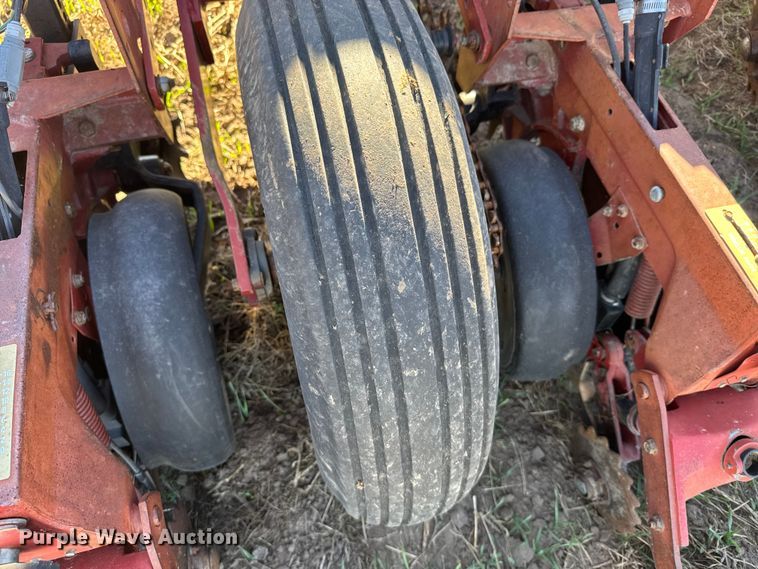 image for item EU6329 Case 955 Cycle Air planter