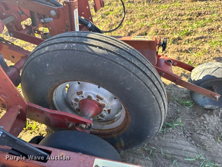 image for item EU6329 Case 955 Cycle Air planter