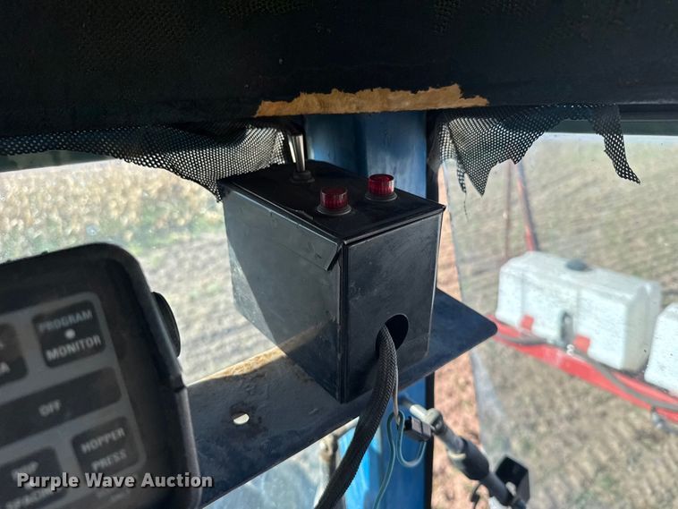 image for item EU6329 Case 955 Cycle Air planter