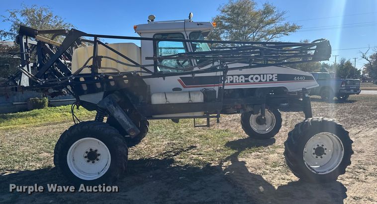 image for item EU6330 Spra-coupe 4440 sprayer