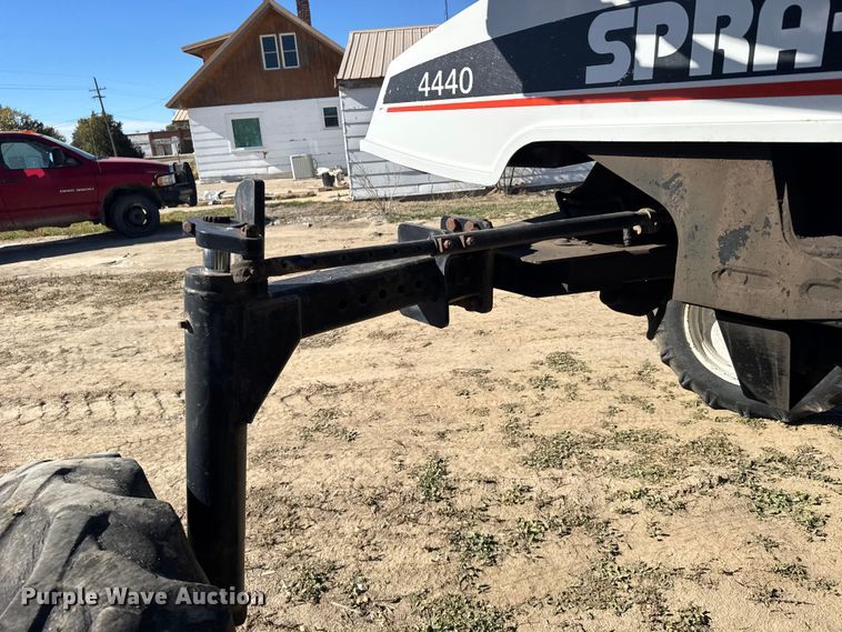 image for item EU6330 Spra-coupe 4440 sprayer