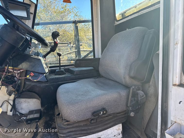 image for item EU6330 Spra-coupe 4440 sprayer