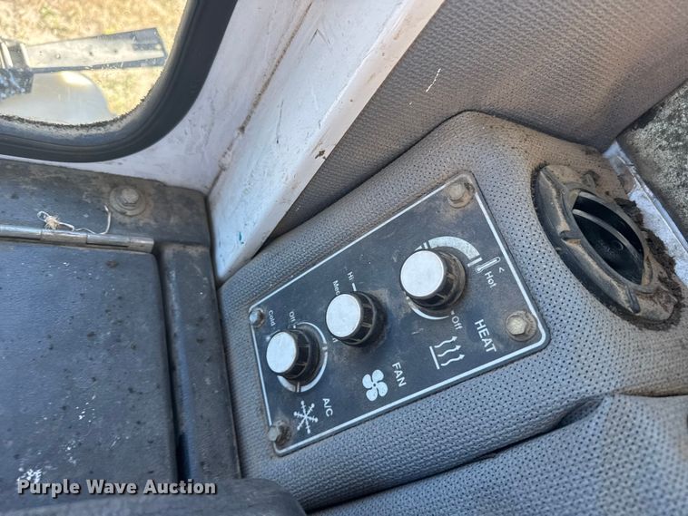 image for item EU6330 Spra-coupe 4440 sprayer