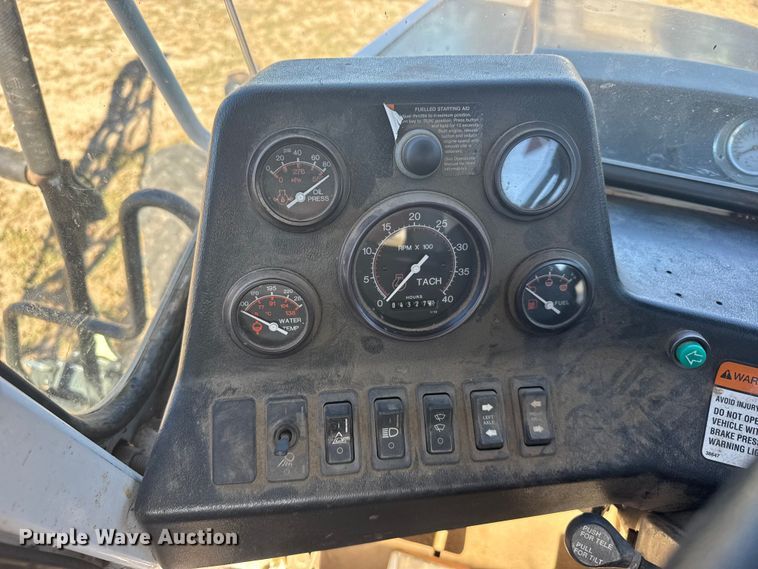 image for item EU6330 Spra-coupe 4440 sprayer