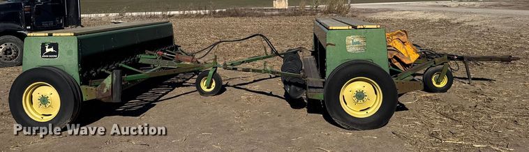 image for item EU6332 John Deere 8350 grain drill
