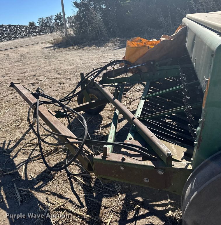 image for item EU6332 John Deere 8350 grain drill