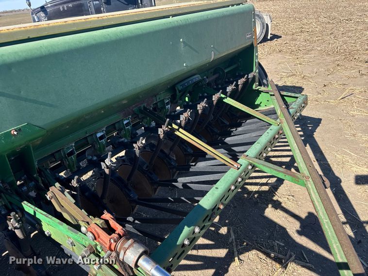 image for item EU6332 John Deere 8350 grain drill