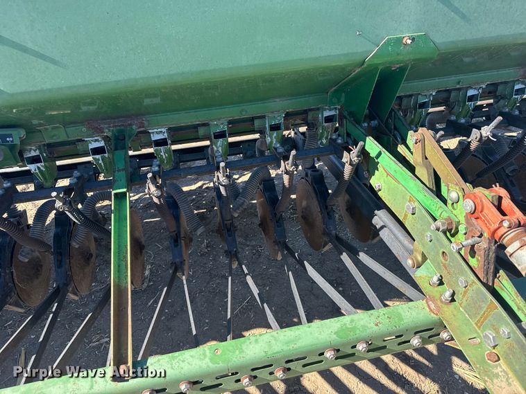 image for item EU6332 John Deere 8350 grain drill