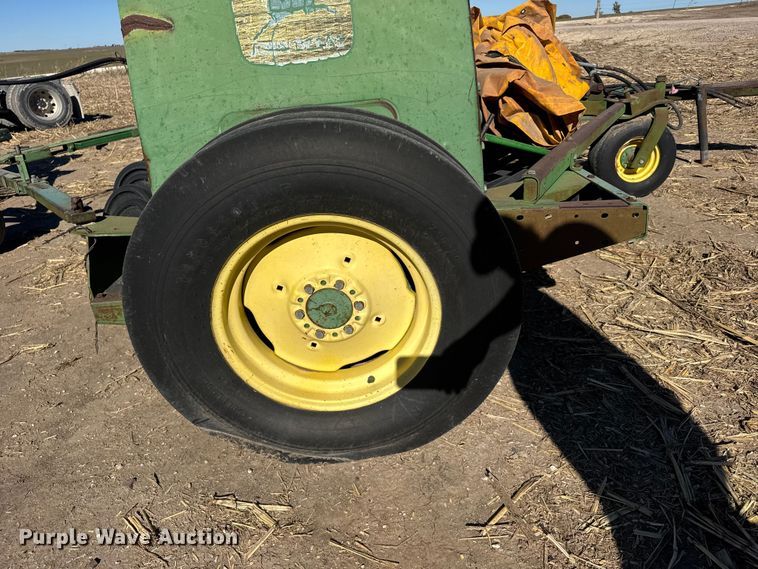image for item EU6332 John Deere 8350 grain drill