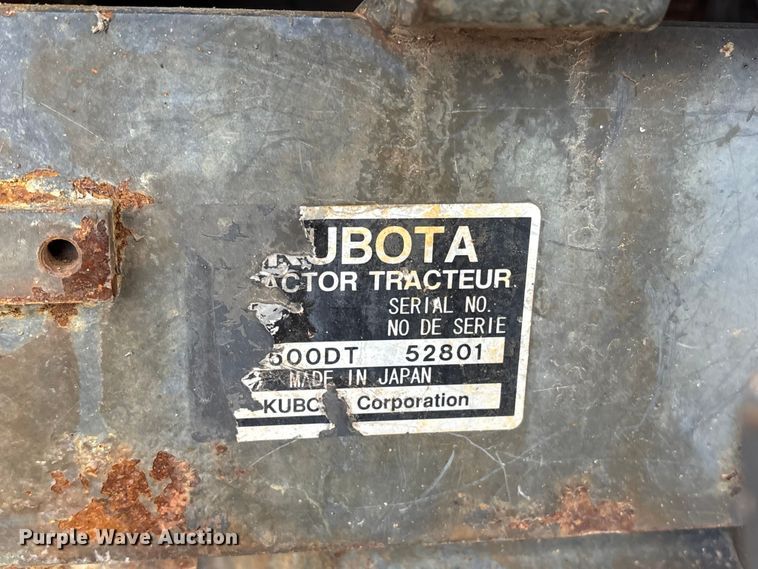 image for item EV2520 Kubota L2600DT MFWD tractor