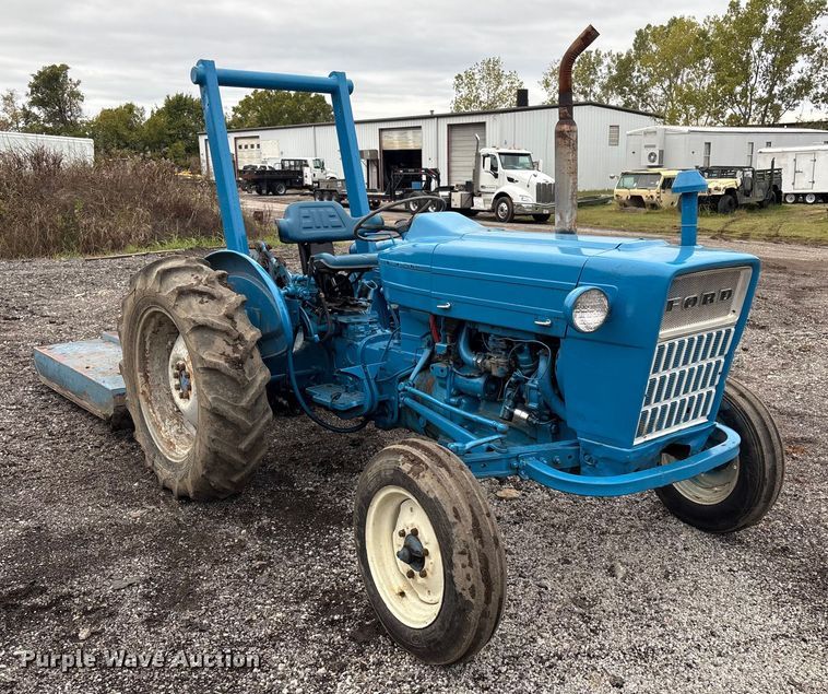 image for item EV2536 Ford B1123C tractor