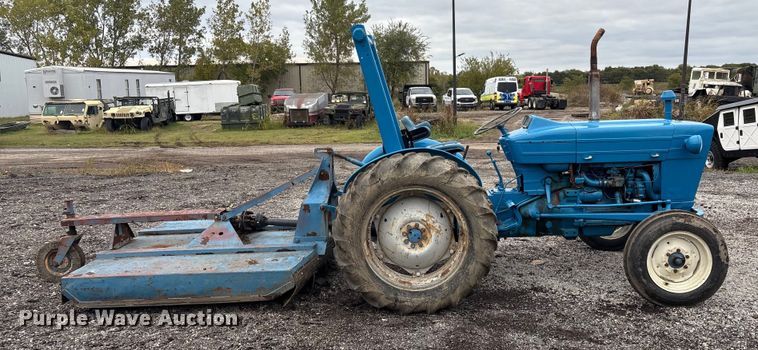 image for item EV2536 Ford B1123C tractor