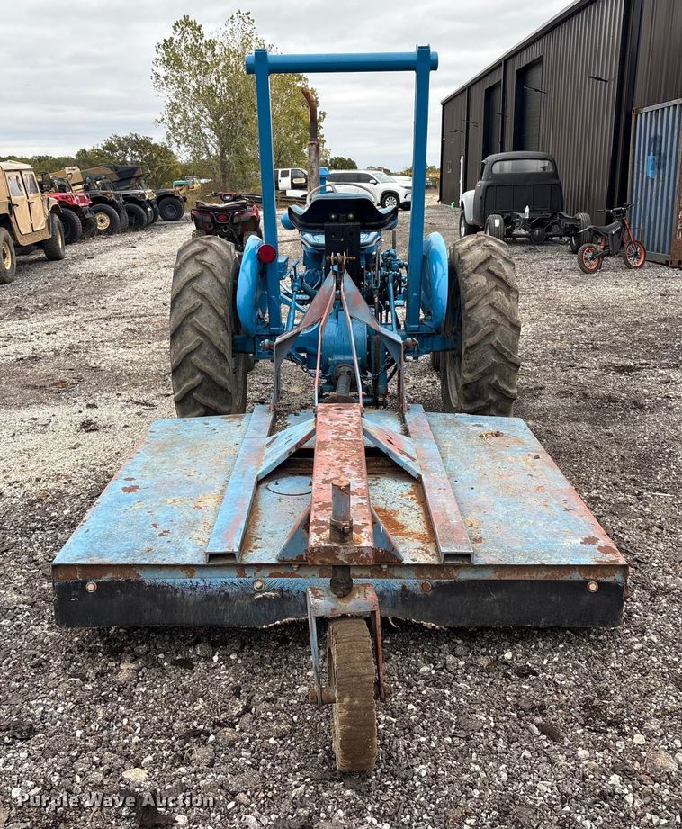 image for item EV2536 Ford B1123C tractor