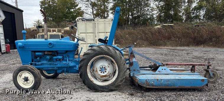 image for item EV2536 Ford B1123C tractor