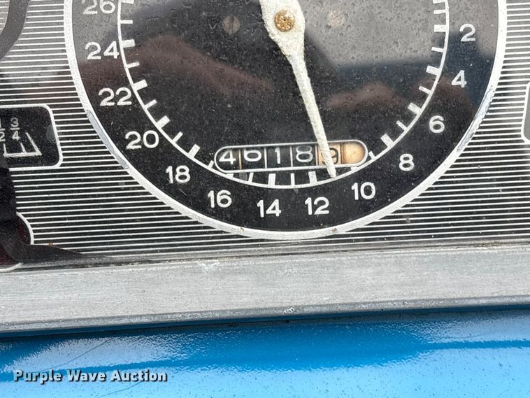 image for item EV2536 Ford B1123C tractor