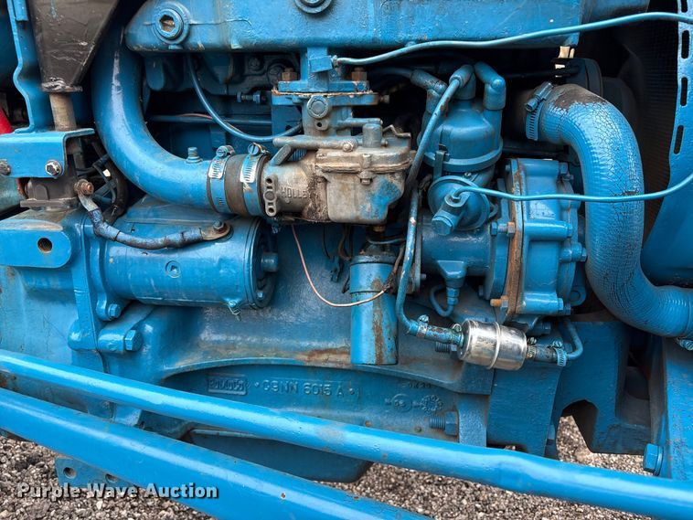 image for item EV2536 Ford B1123C tractor