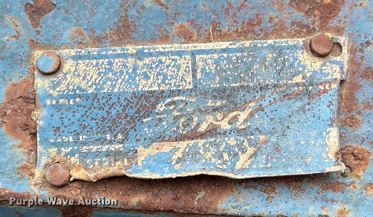 image for item EV2536 Ford B1123C tractor