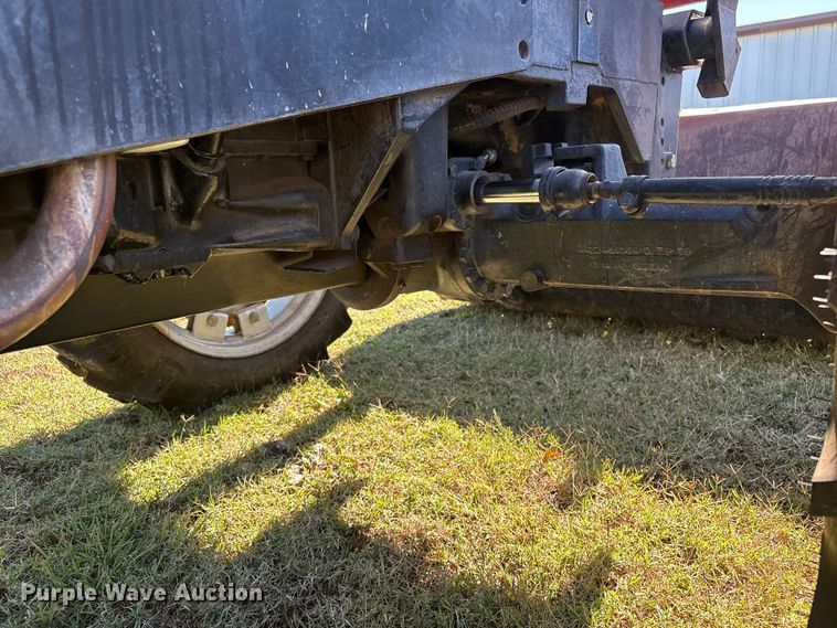 image for item EV2551 Case IH 385 tractor