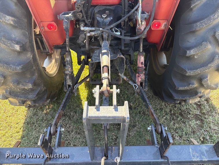 image for item EV2551 Case IH 385 tractor