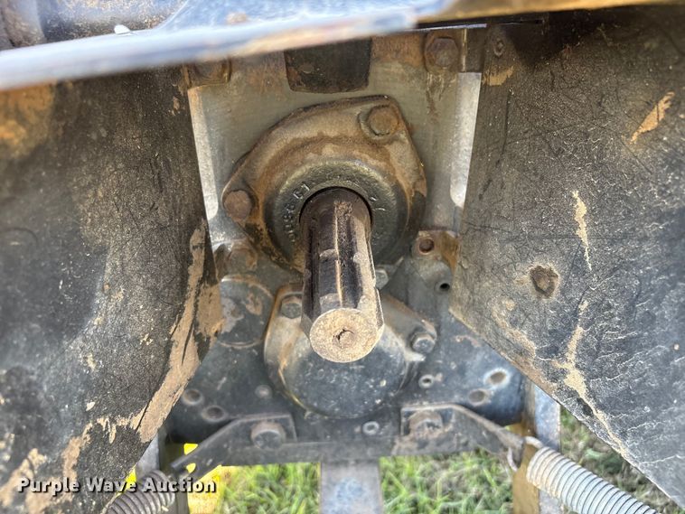 image for item EV2551 Case IH 385 tractor