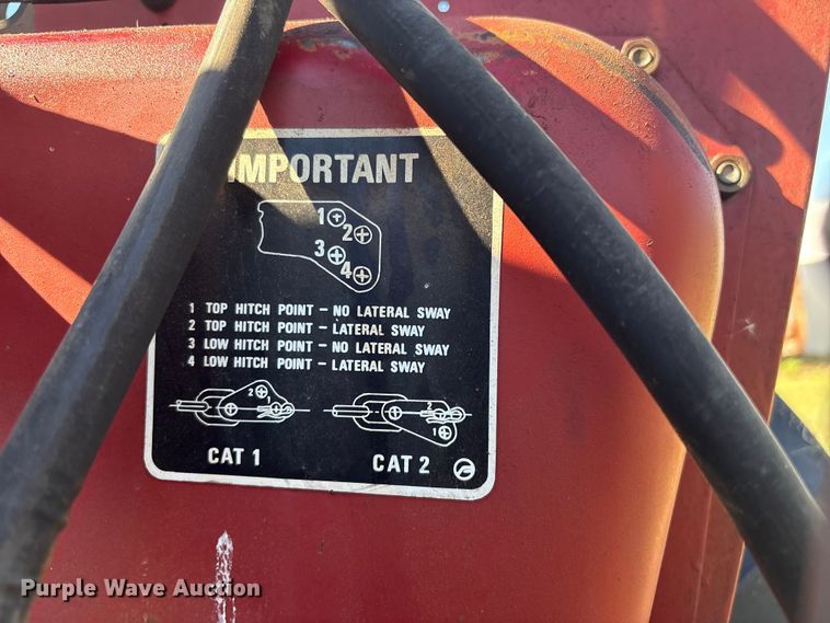 image for item EV2551 Case IH 385 tractor