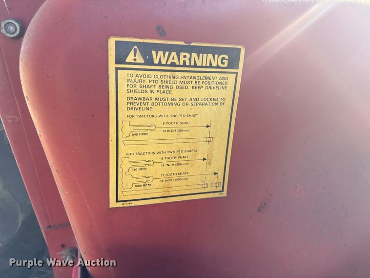 image for item EV2551 Case IH 385 tractor