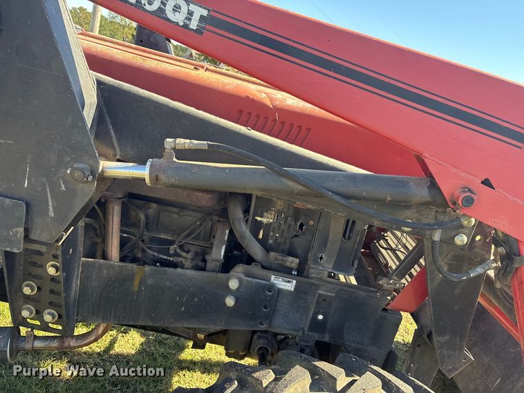 image for item EV2551 Case IH 385 tractor