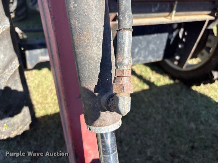 image for item EV2551 Case IH 385 tractor