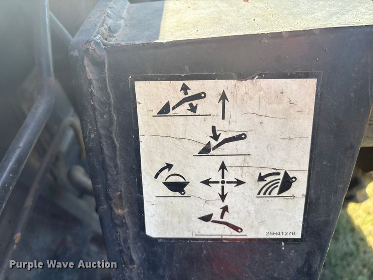 image for item EV2551 Case IH 385 tractor