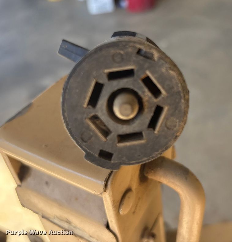 image for item EV2552 2011 Jennings Trailers FB081 Sure-Pull feed buggy