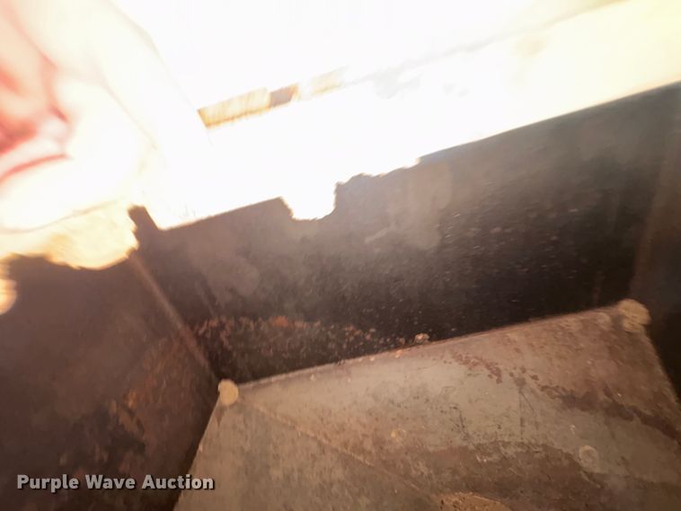 image for item EV2552 2011 Jennings Trailers FB081 Sure-Pull feed buggy