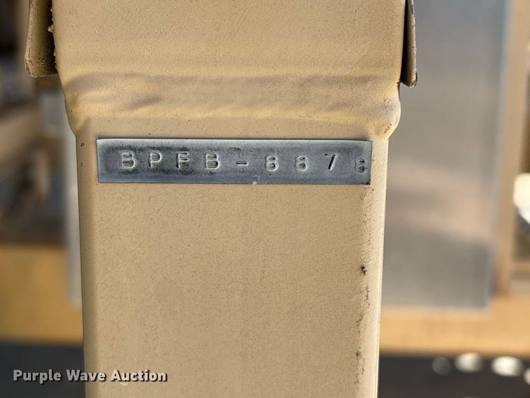 image for item EV2552 2011 Jennings Trailers FB081 Sure-Pull feed buggy