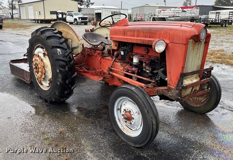 image for item EV3222 Ford tractor