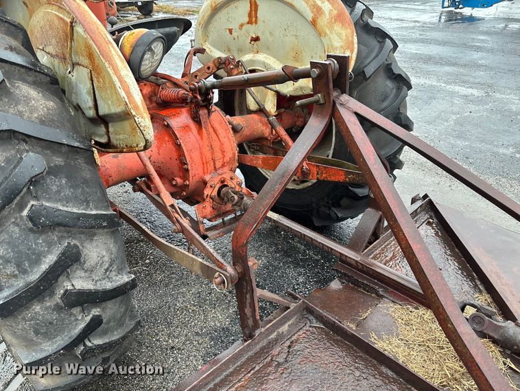 image for item EV3222 Ford tractor