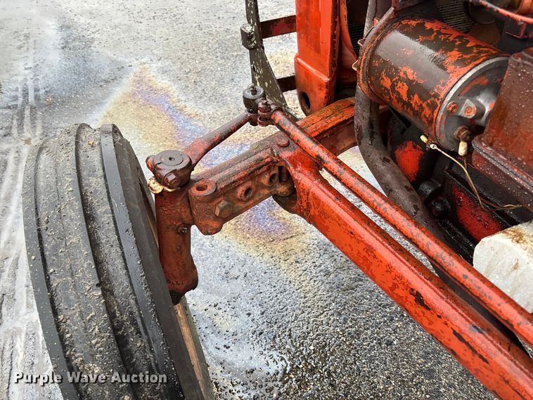 image for item EV3222 Ford tractor