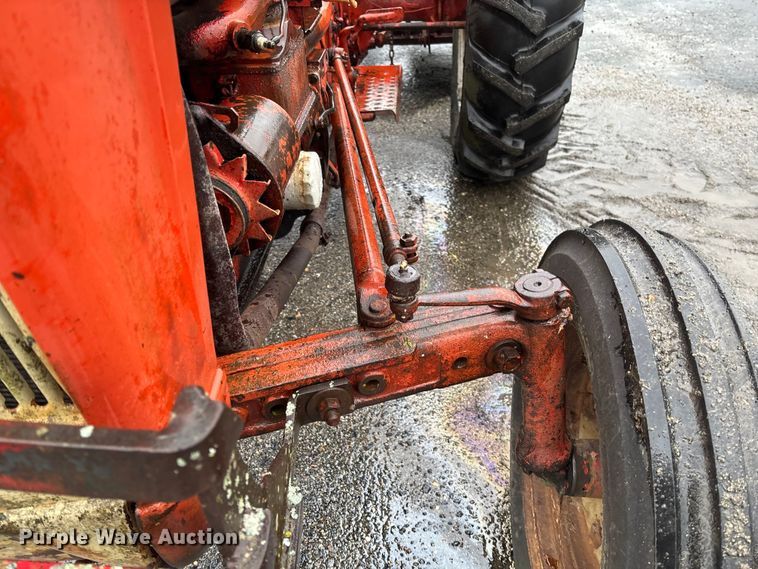 image for item EV3222 Ford tractor