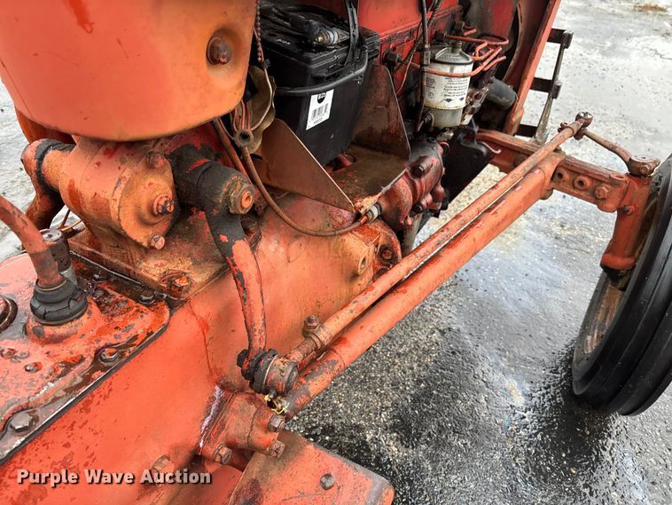 image for item EV3222 Ford tractor