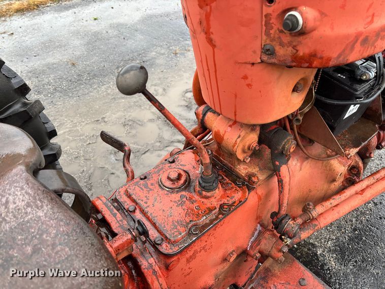 image for item EV3222 Ford tractor