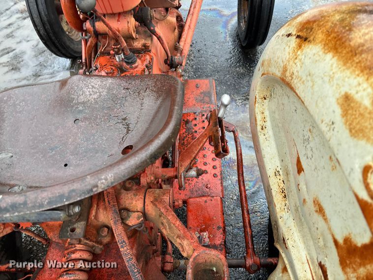 image for item EV3222 Ford tractor