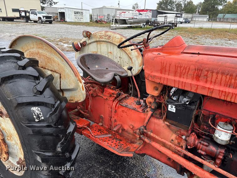 image for item EV3222 Ford tractor