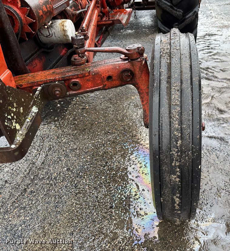 image for item EV3222 Ford tractor