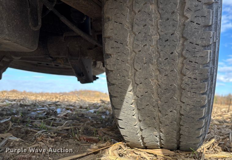 image for item EV3231 2011 Chevrolet Silverado 1500 LT Ext. Cab pickup truck