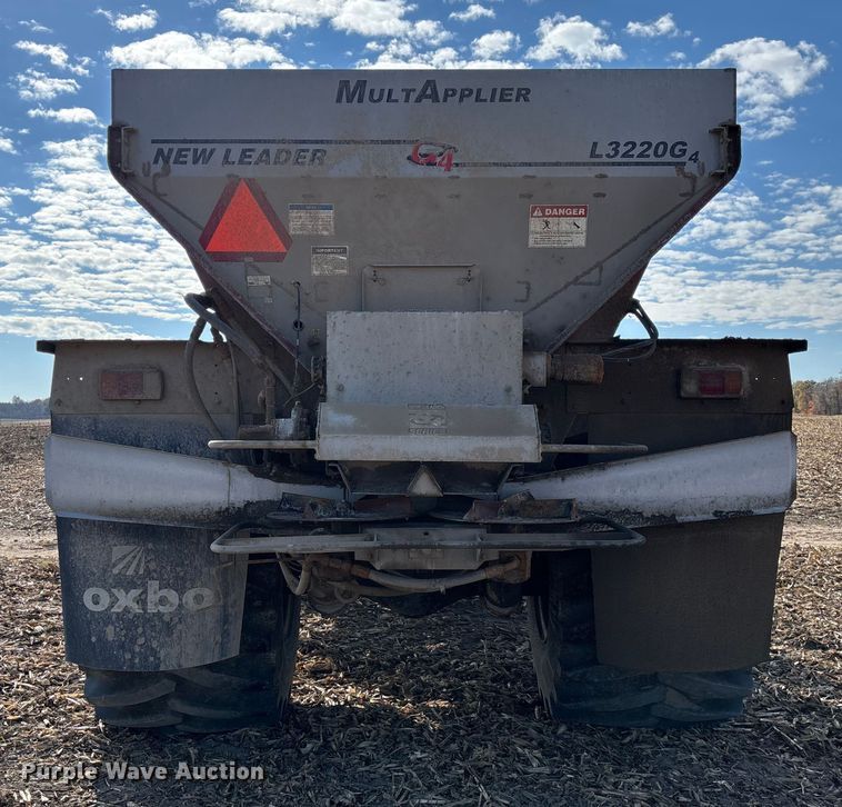 image for item EV3233 Miller Atlas 3654 spreader