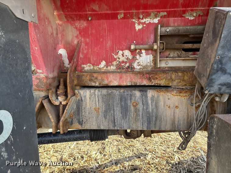 image for item EV3233 Miller Atlas 3654 spreader