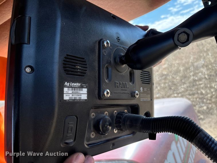 image for item EV3233 Miller Atlas 3654 spreader